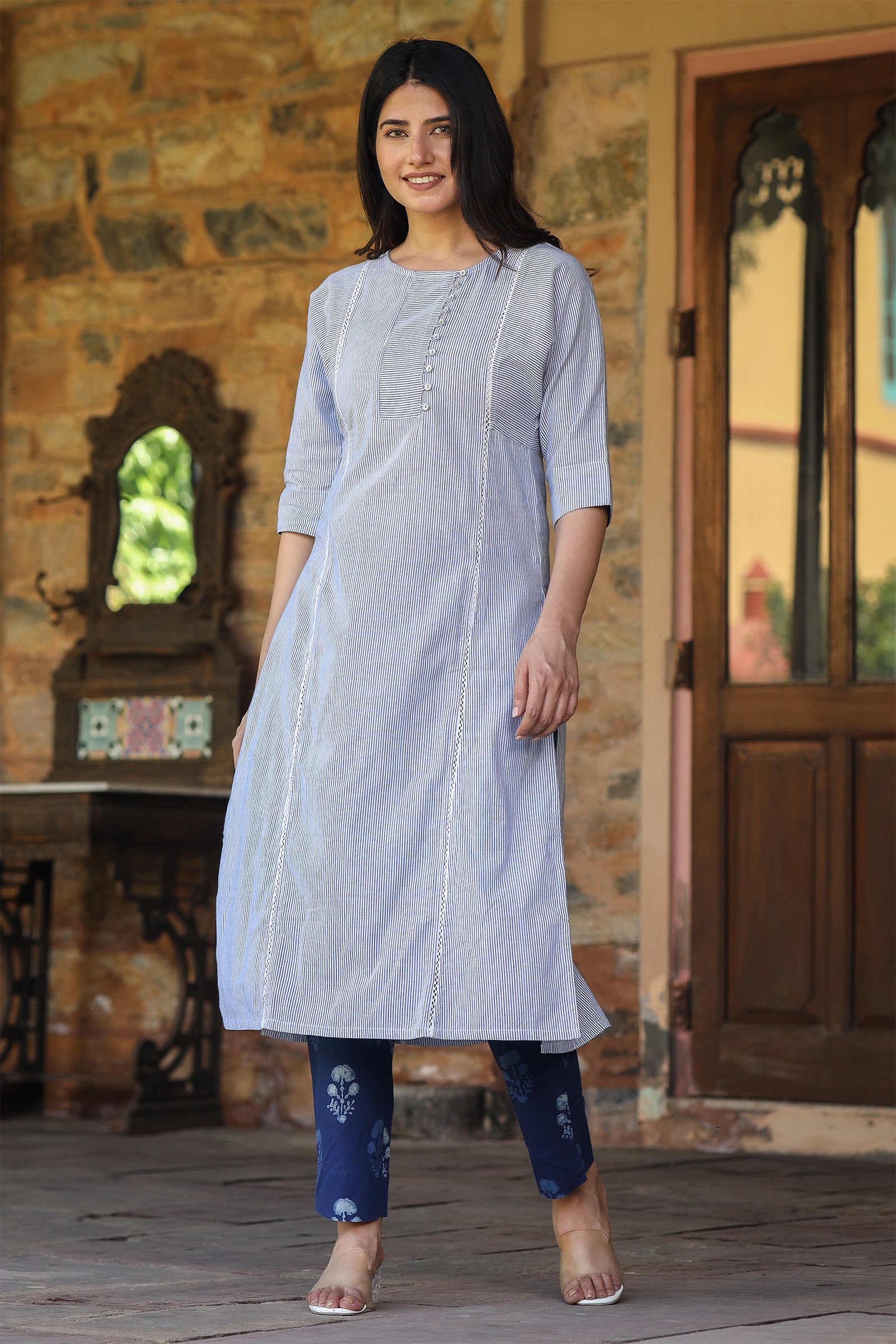 Re Sana Blue Kurta