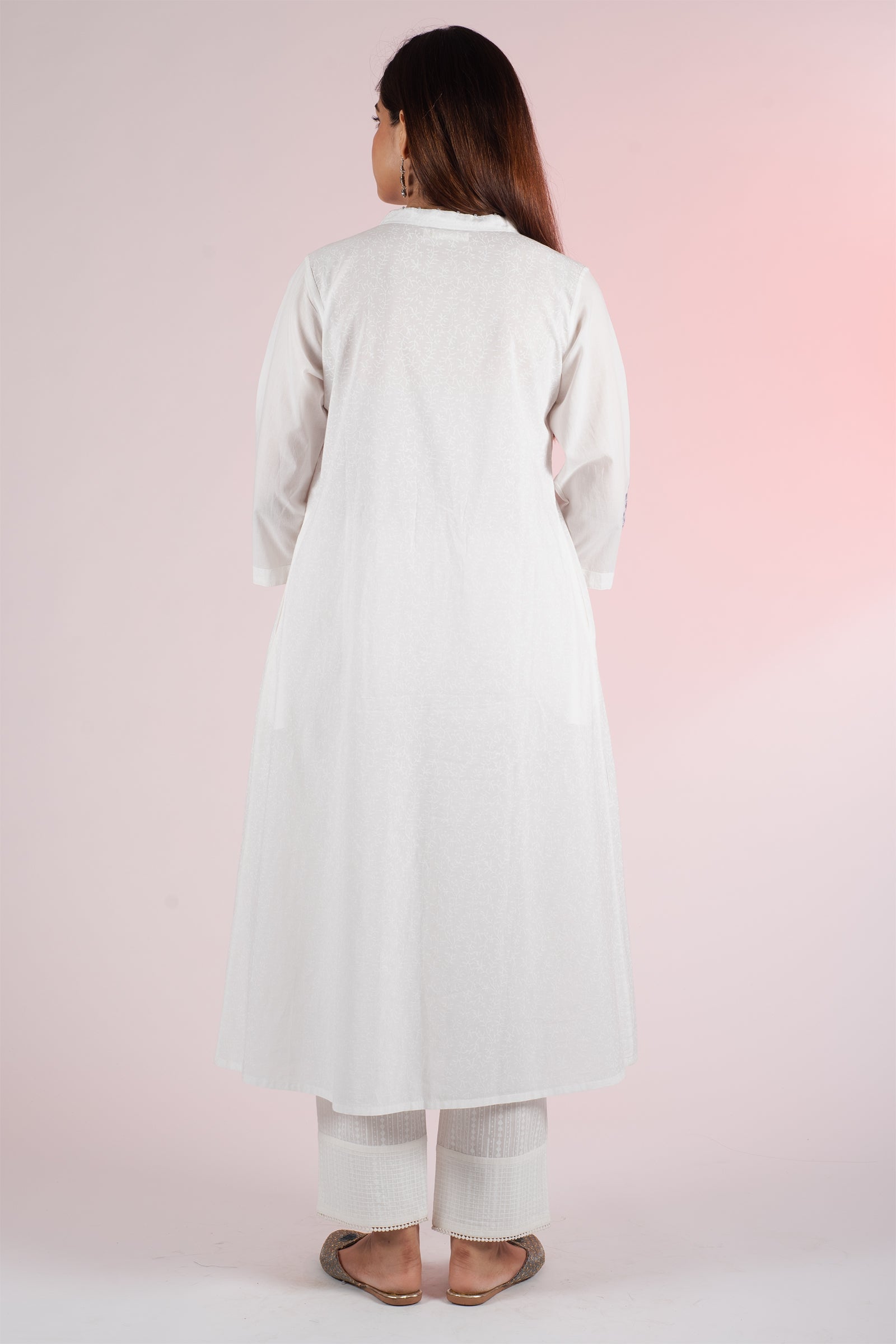 Titli Kasida White Kurta - Dhãran