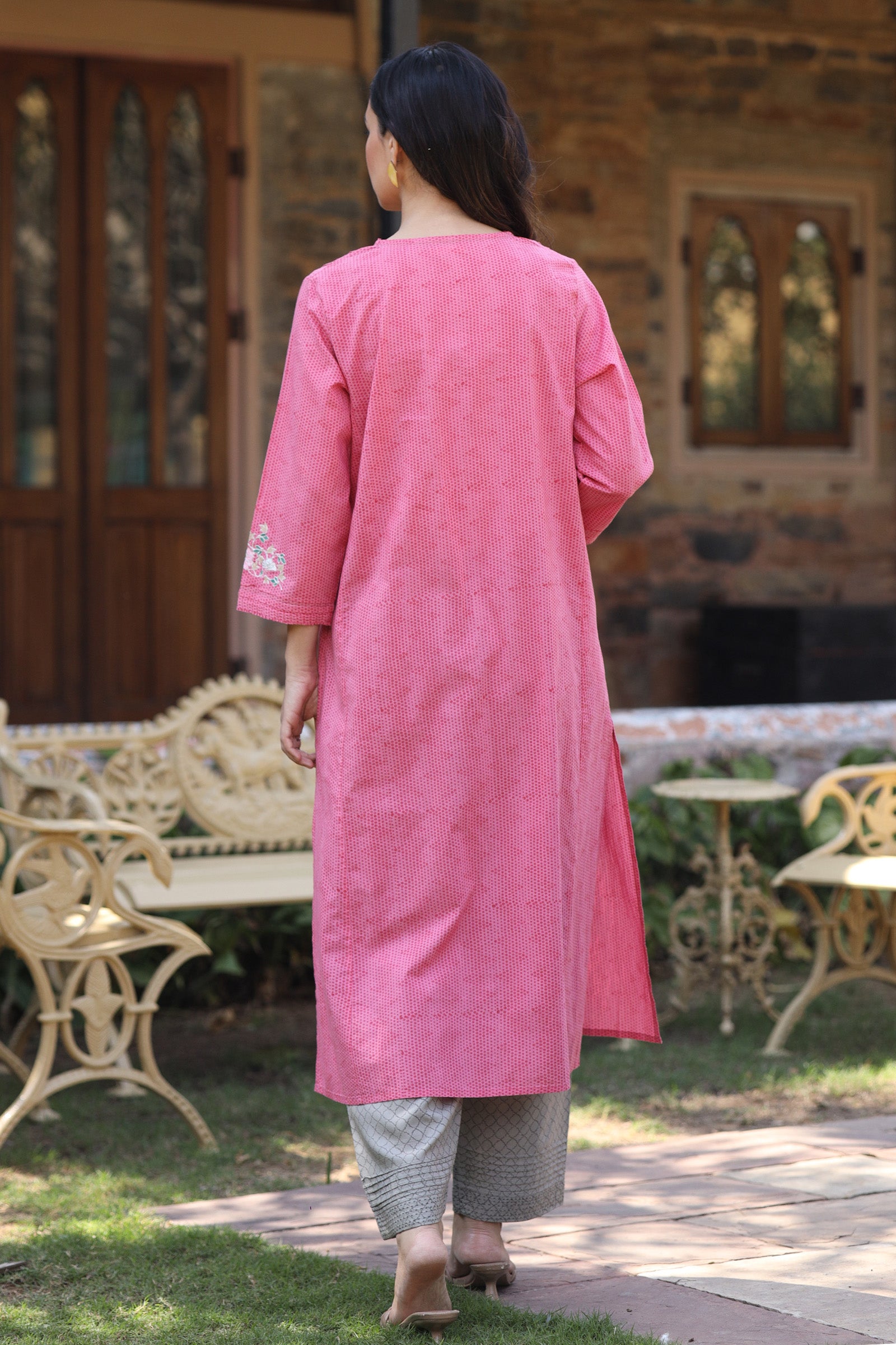 Embroidered Kalidar Pink Kurta