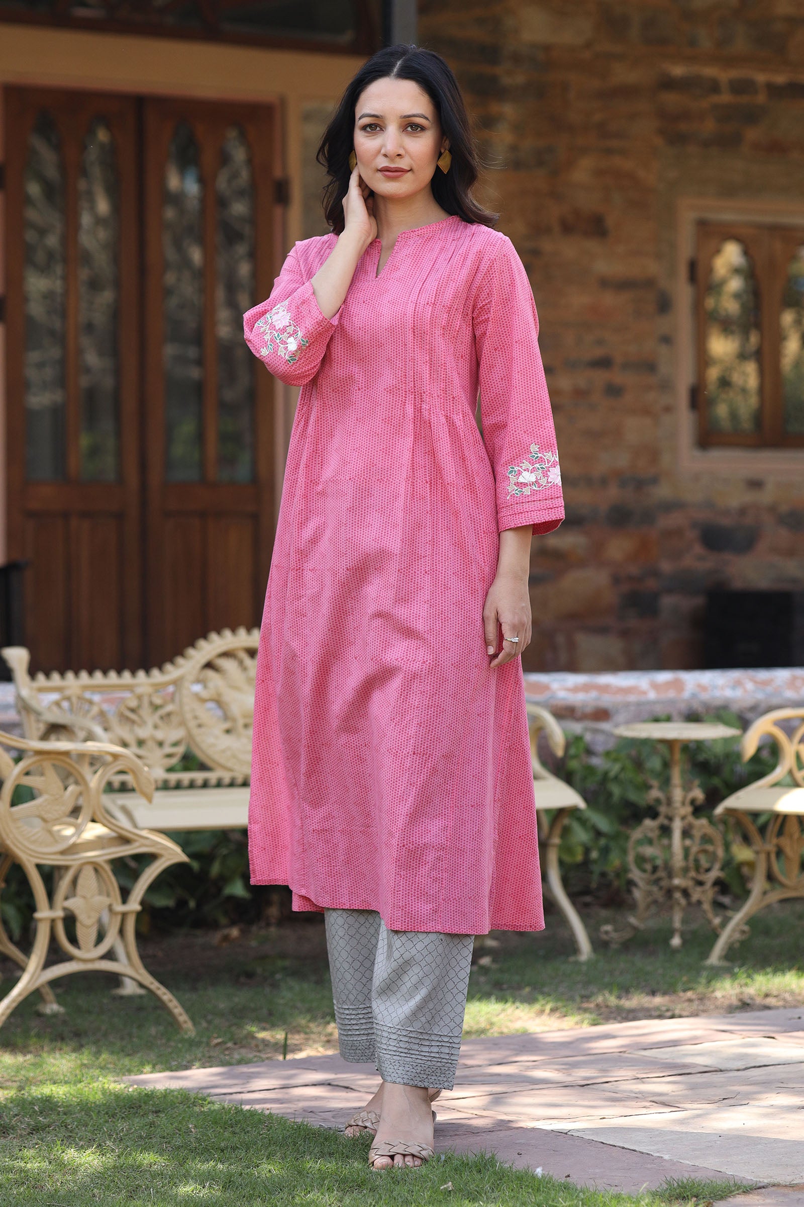 Embroidered Kalidar Pink Kurta