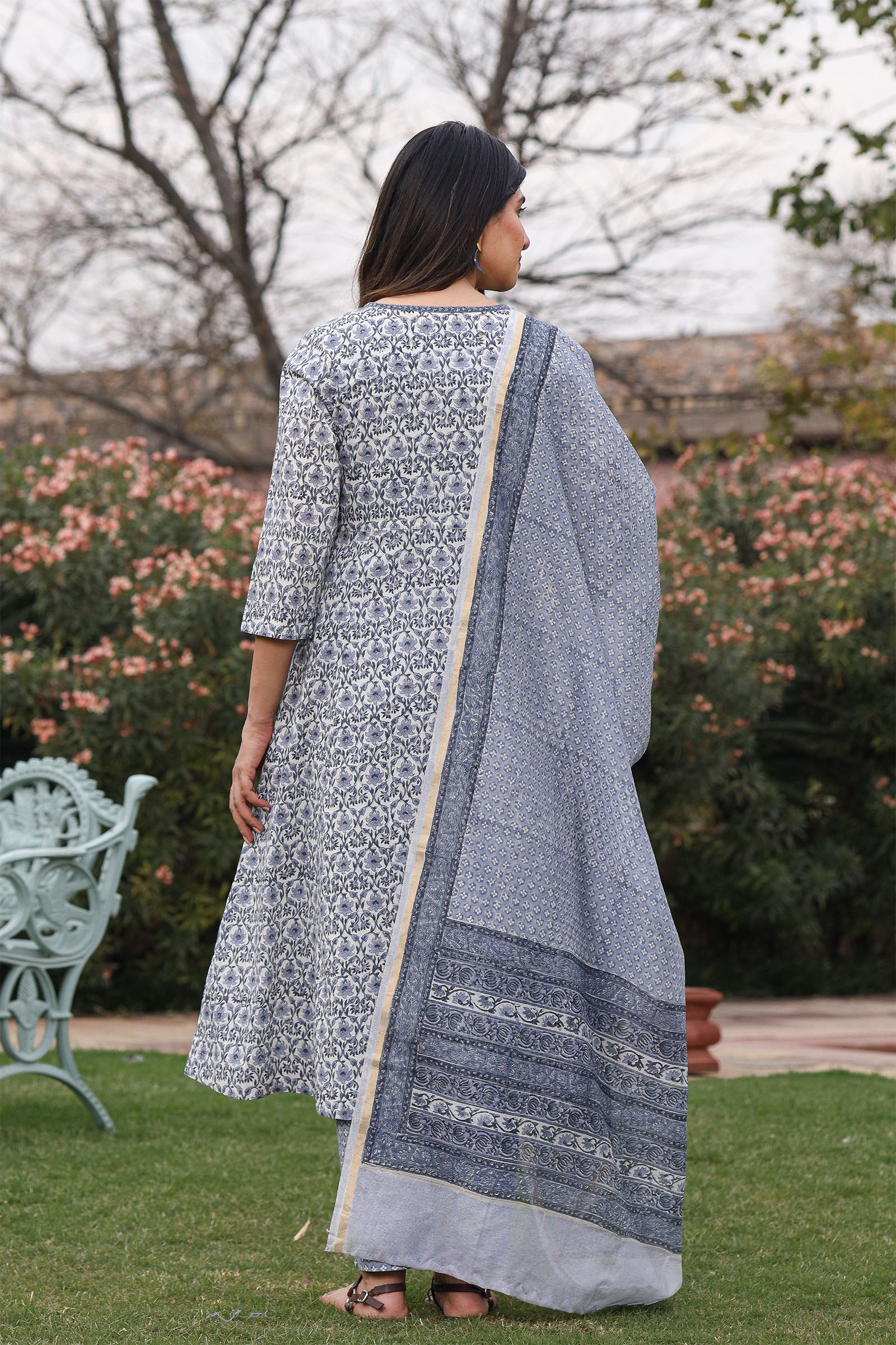 Tarana Grey Kurta and Pant Set