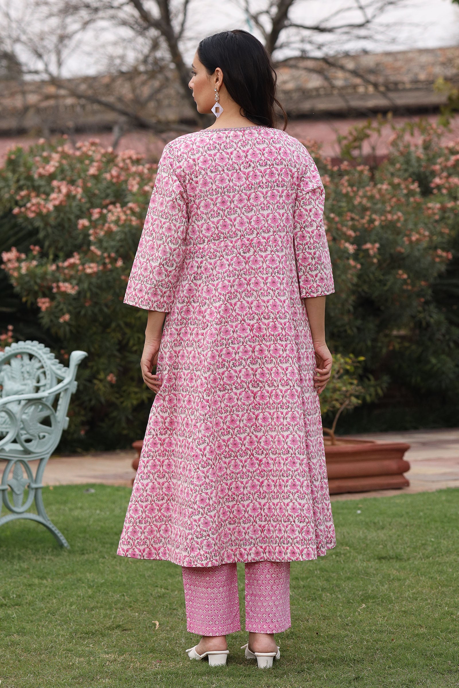 Tarana Pink Kurta and Pant Set - Dhãran