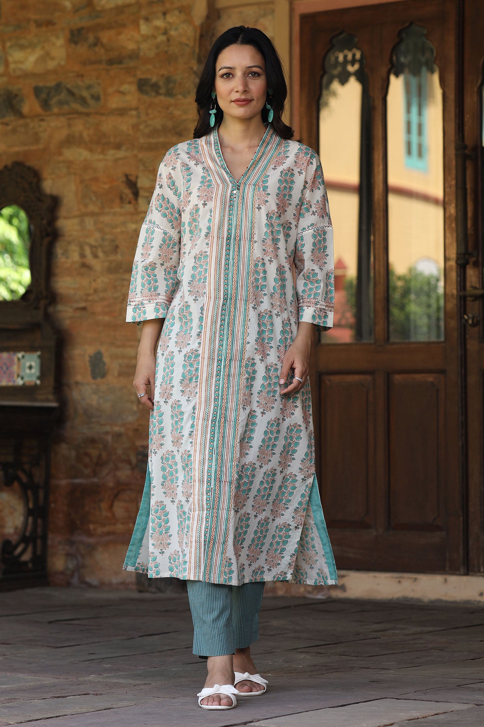 Kaafsa Jade Kurta