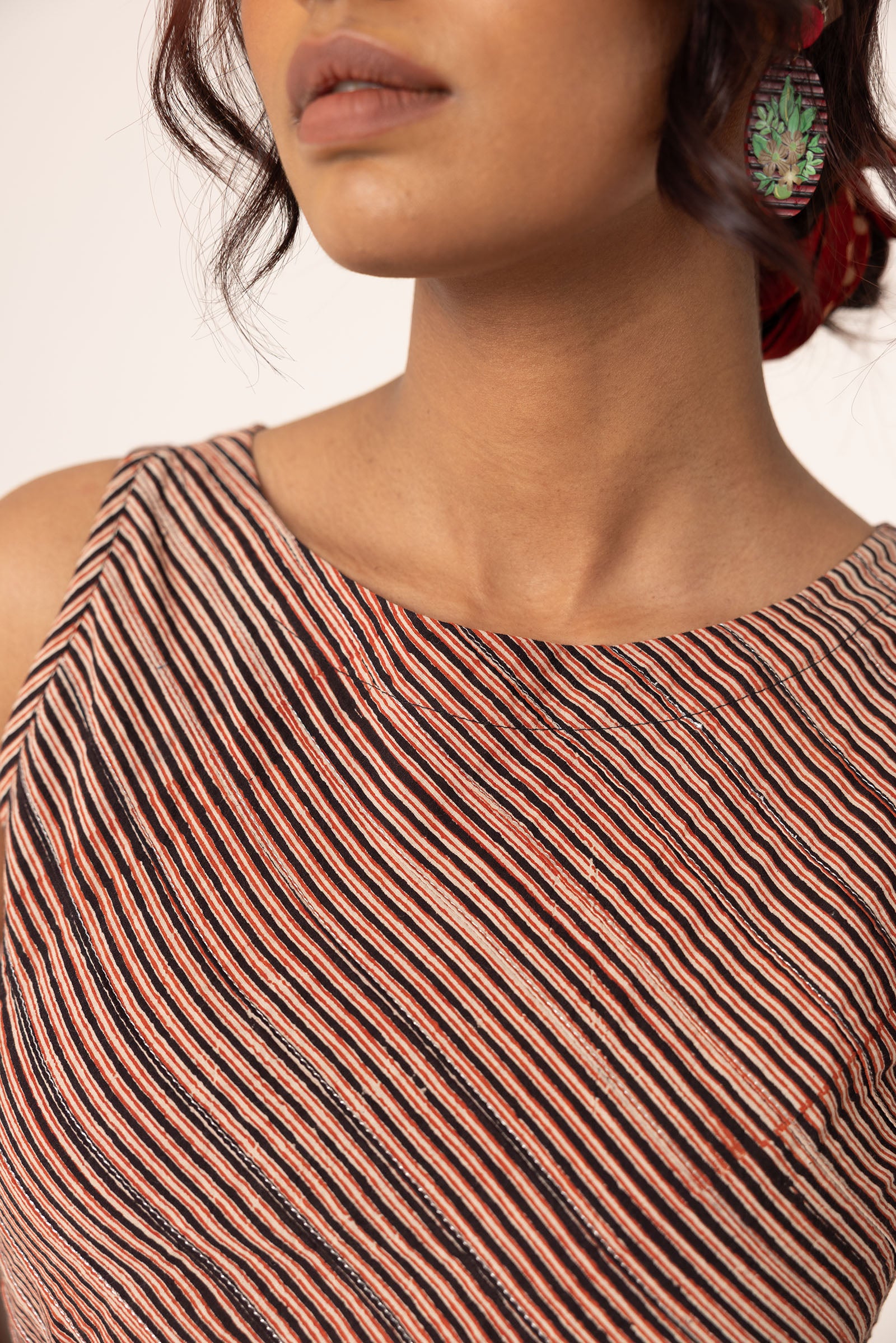 Slay Crop Top Shyahi