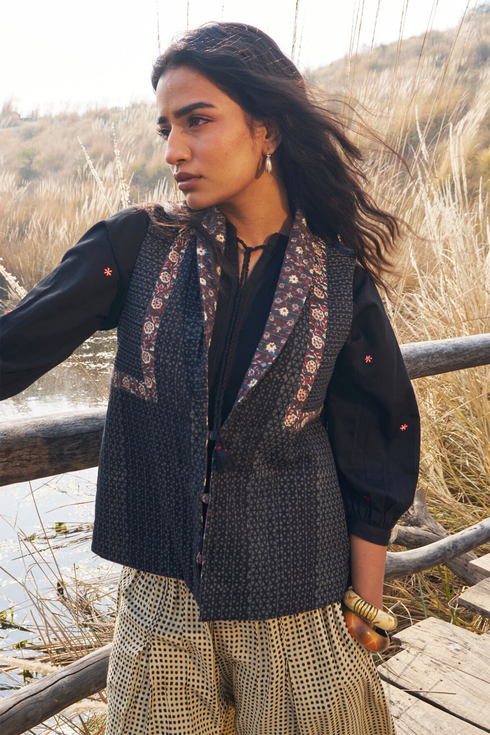 Floral Sleeveless Quilted Jacket