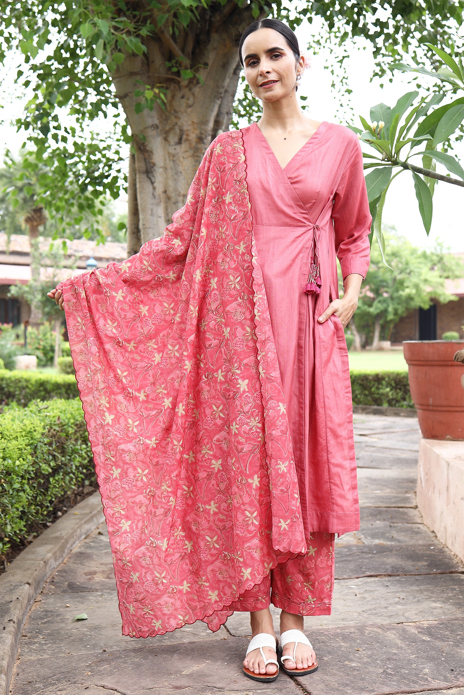 Gulista Coral Dupatta