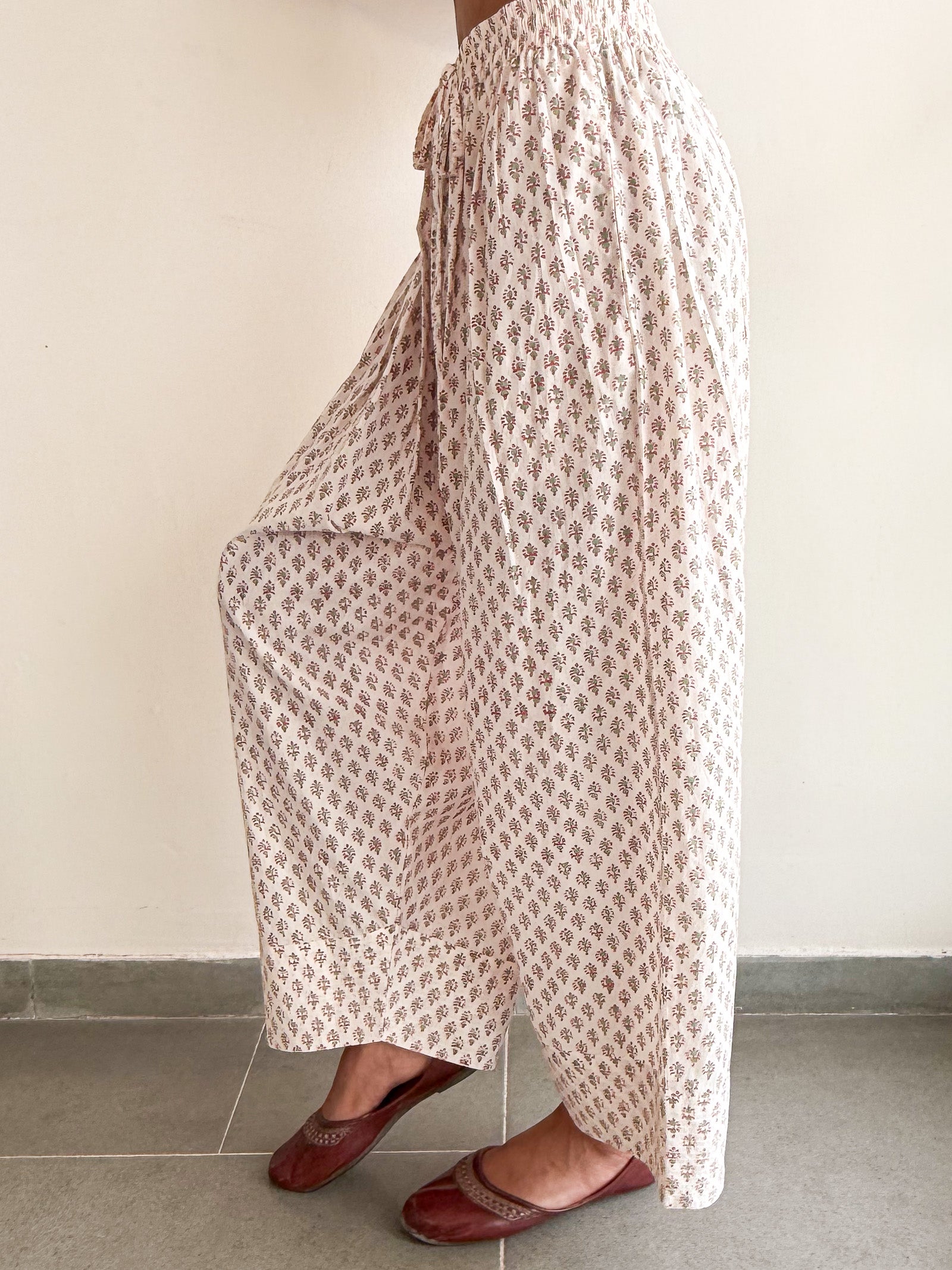Ruhi Farshi Pant Green - Dhãran