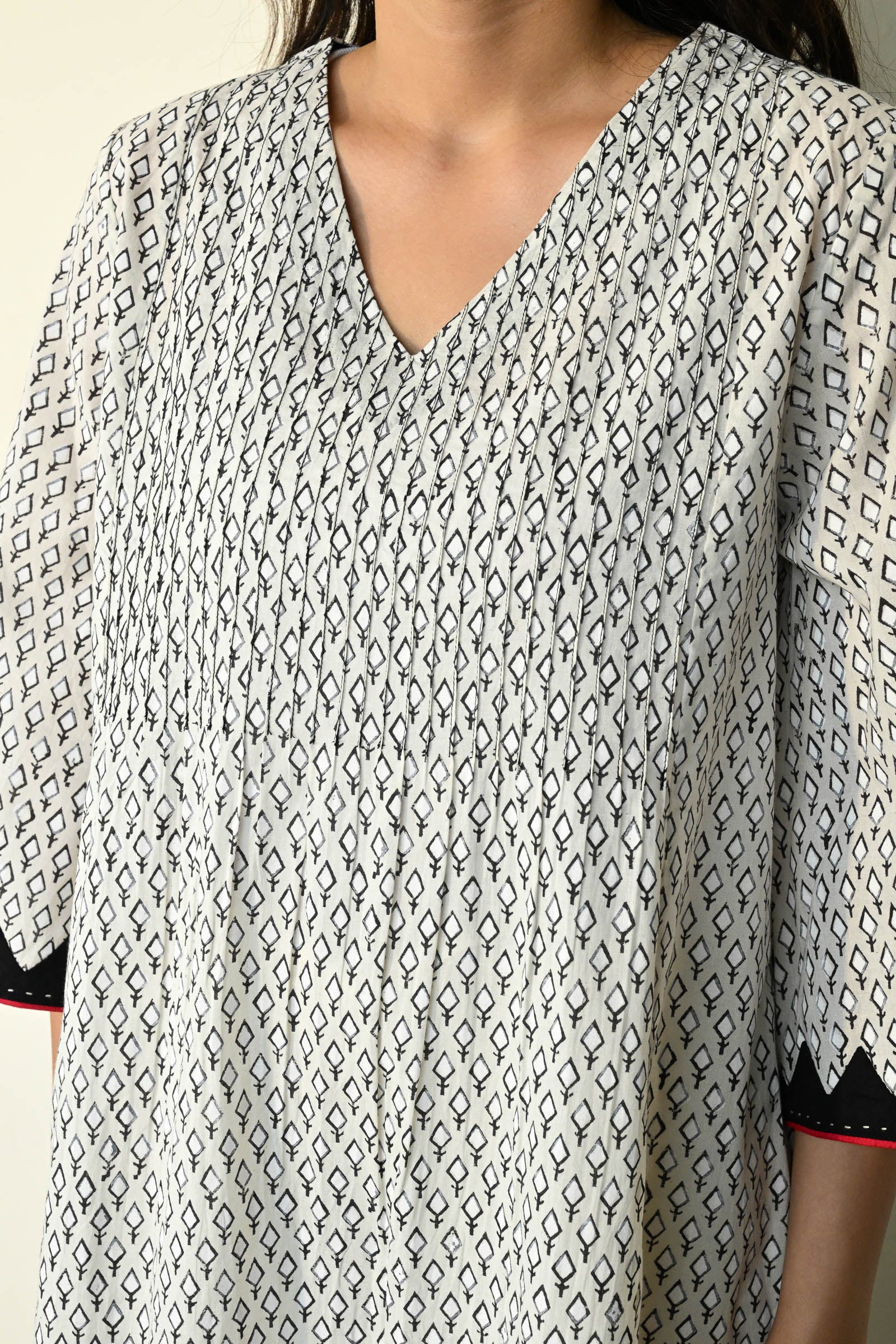 Saanjh Kurta - Dhãran