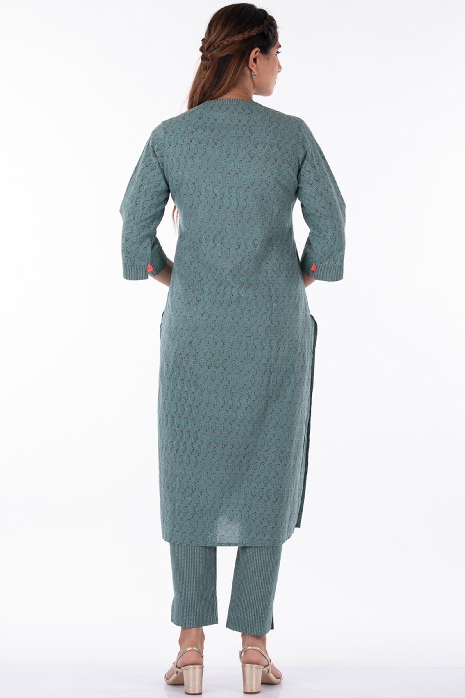 Nisha Kurta