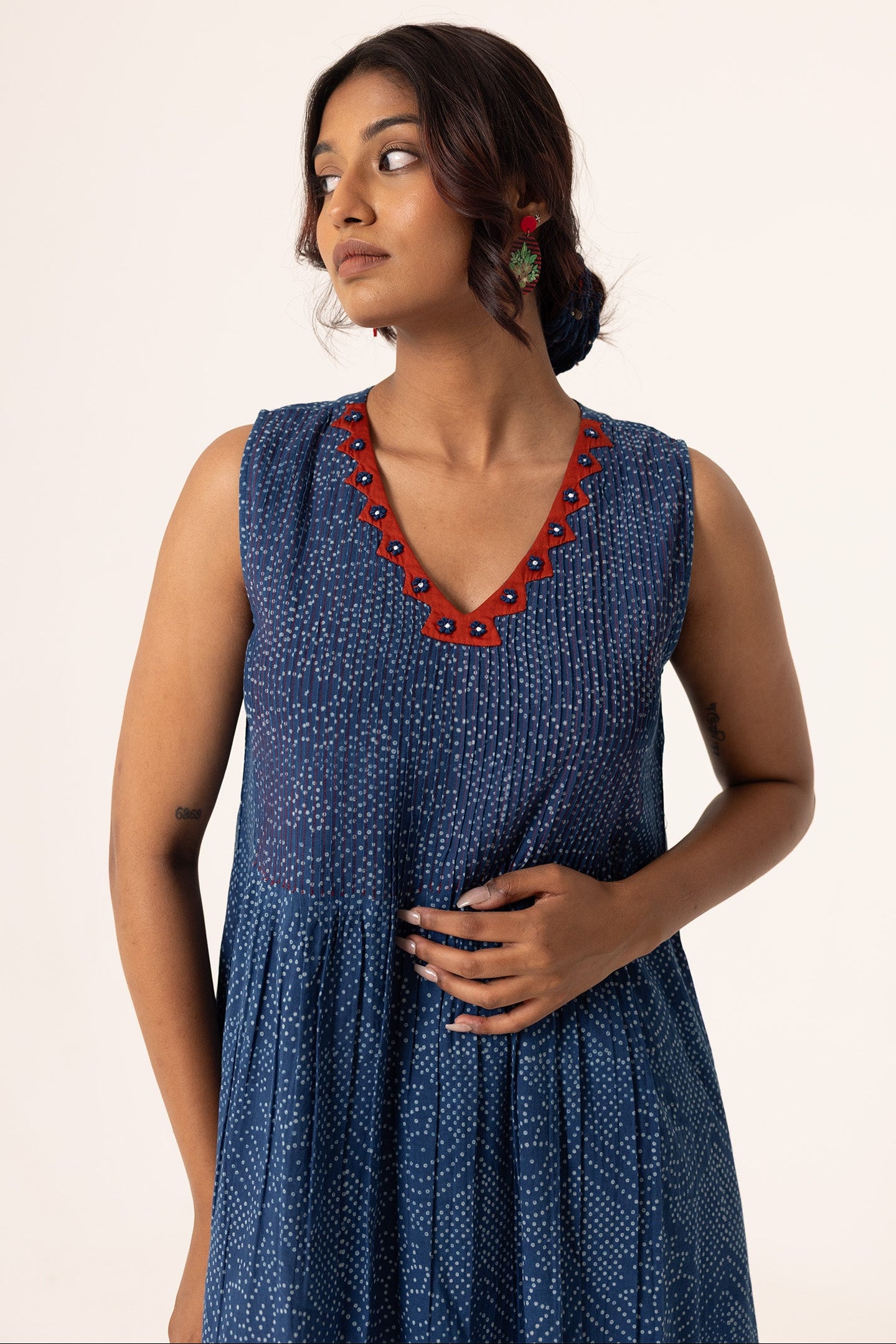 Soku Sleeveless Dress - Dhãran