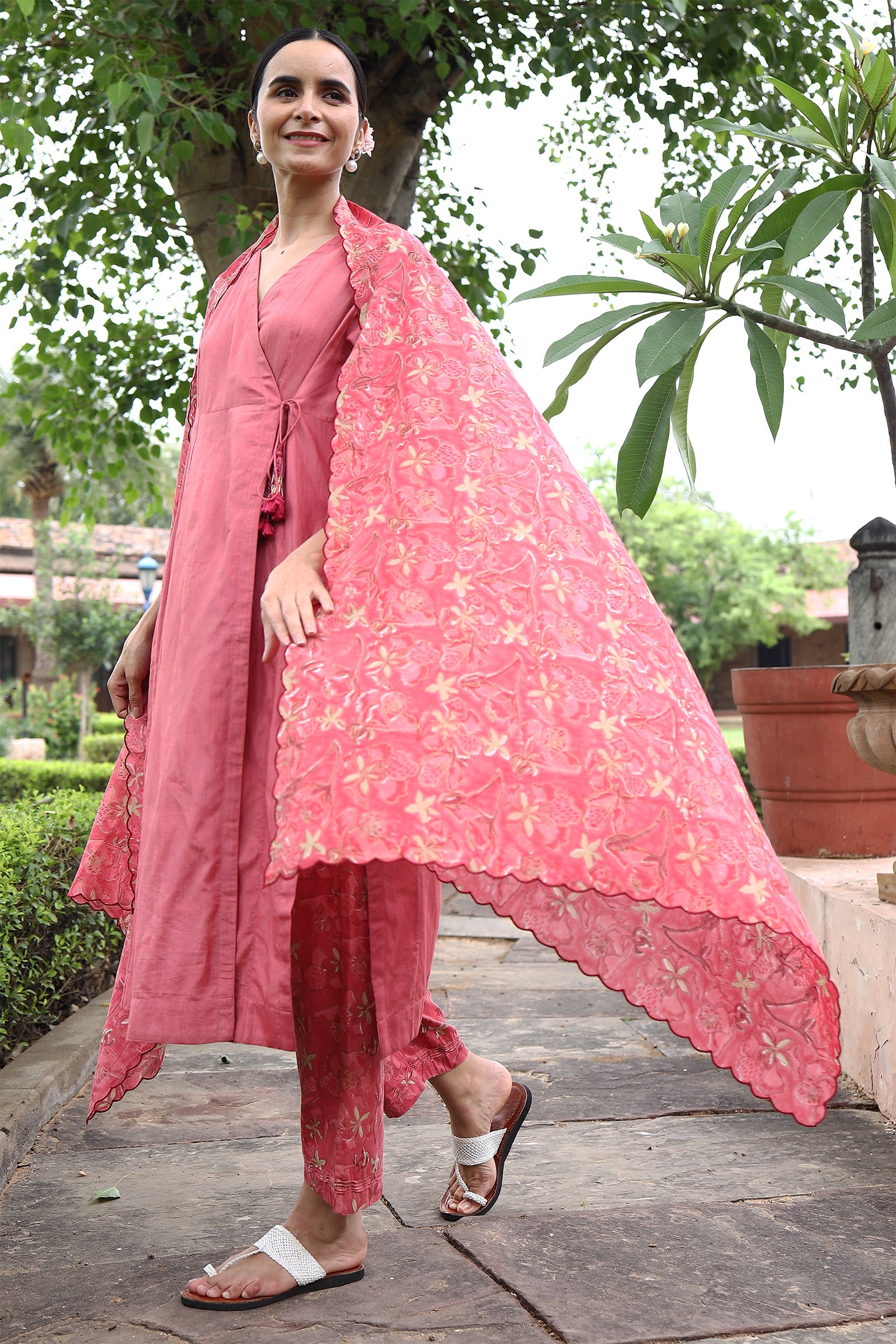 Gulista Coral Dupatta